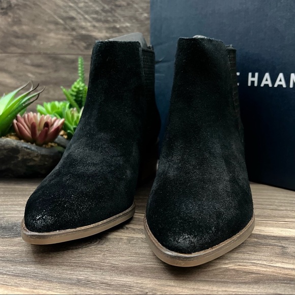 NIB Cole Haan Val Bootie Pointed Toe Ankle Boots Black Suede 8B 38.5 - Picture 3 of 11